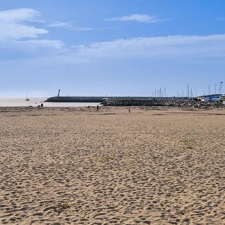 Ty Laouen E Kreisteiz Breizh - Vue En Bord De *